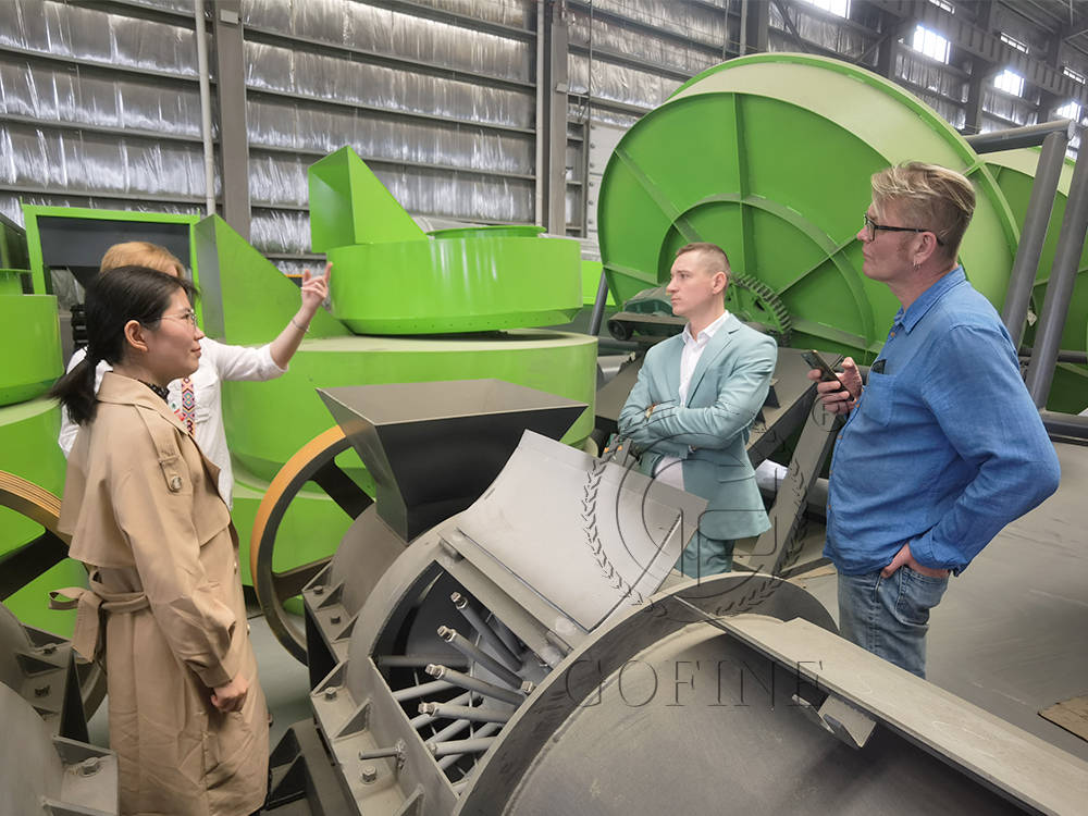 Russian Customers Came To Visit The Fertilizer Granulator