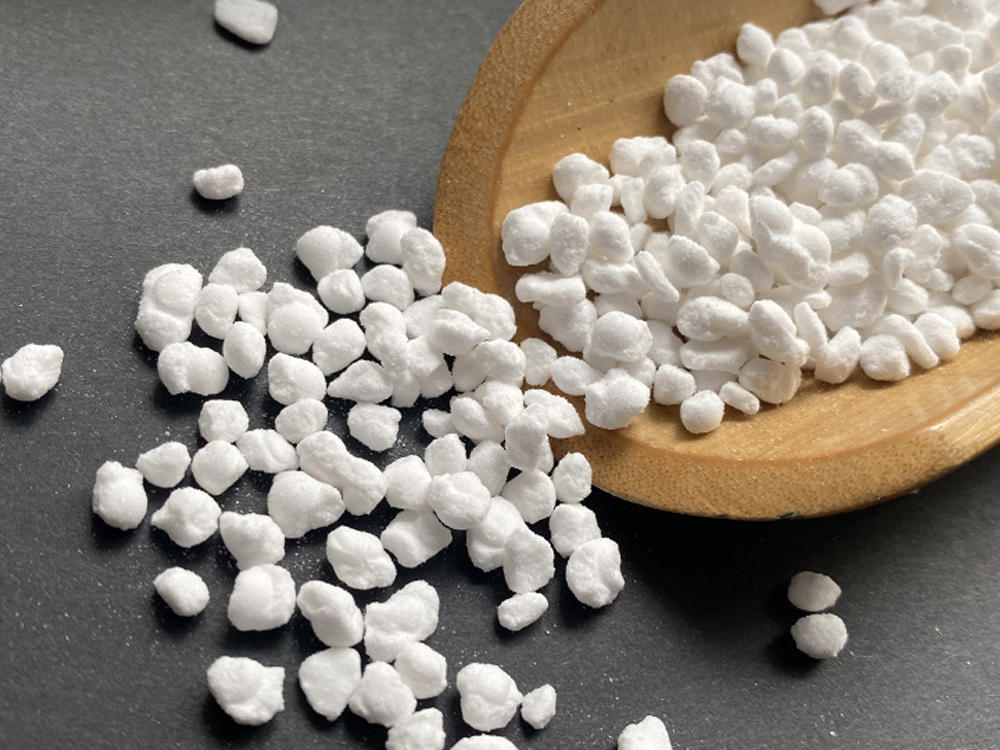 Granular water-soluble fertilizer production process